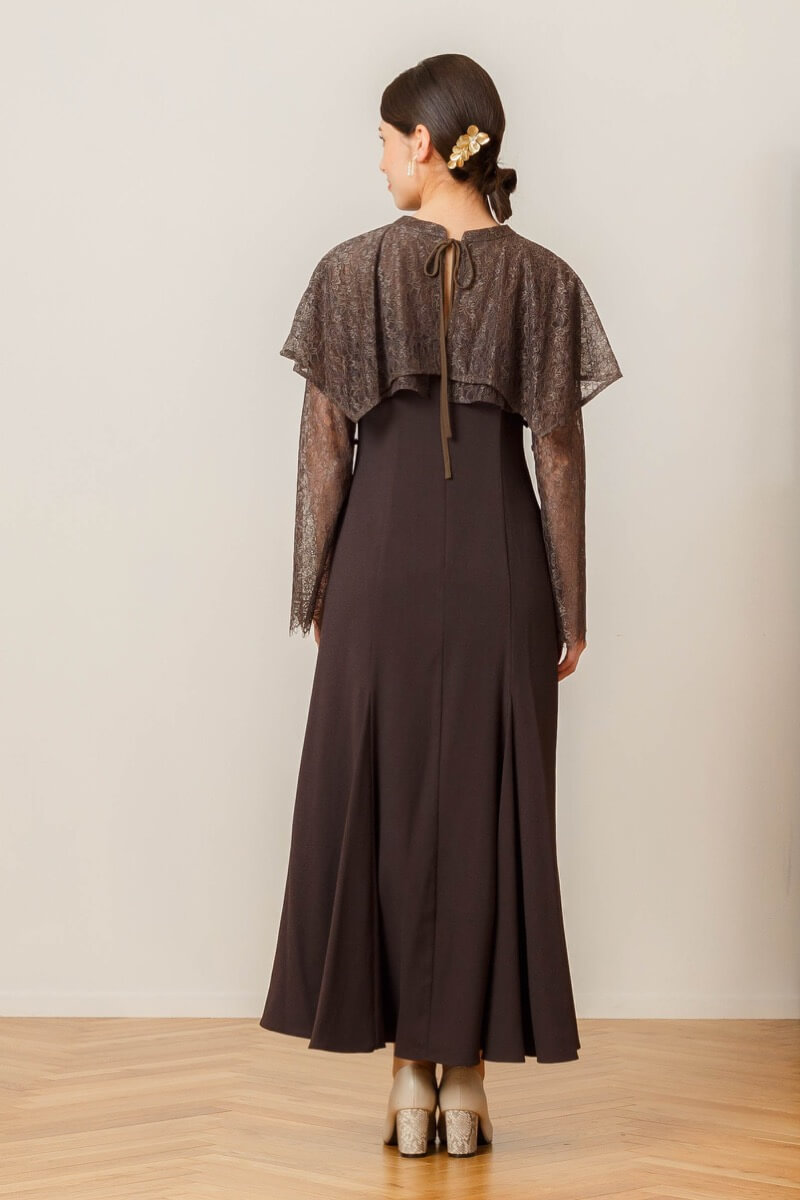 ブラウンのレイヤードケープドレス | ANDRESD | L | 結婚式パーティー