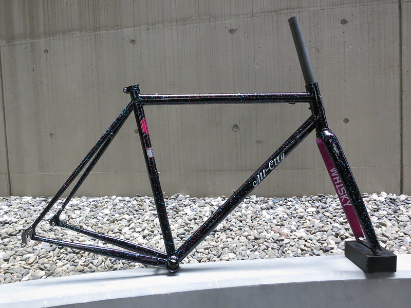 通勤やサイクリングに毎日使える！ALL CITYのロードバイク