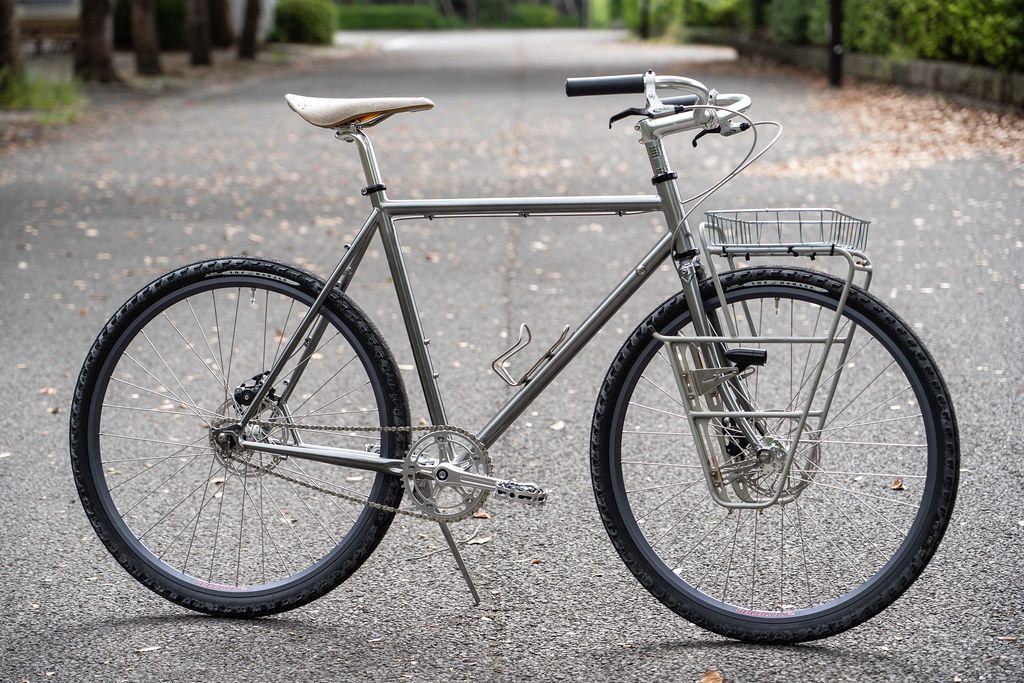 SURLY* straggler / BUILT BY BLUE LUG - CUSTOMER'S BIKE CATALOG