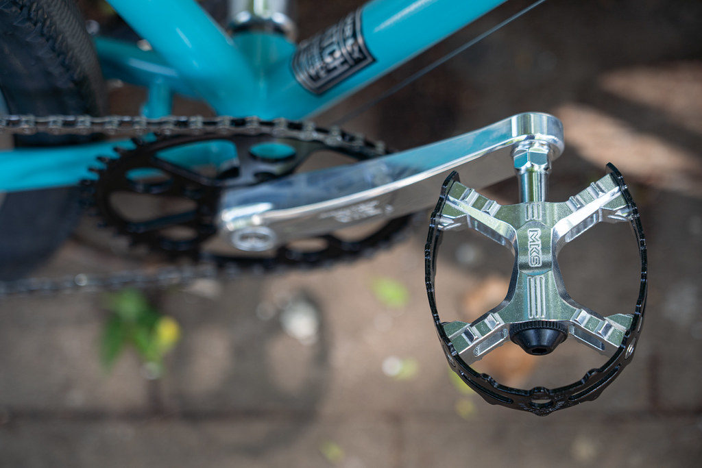 SURLY* straggler / BUILT BY BLUE LUG - CUSTOMER'S BIKE CATALOG