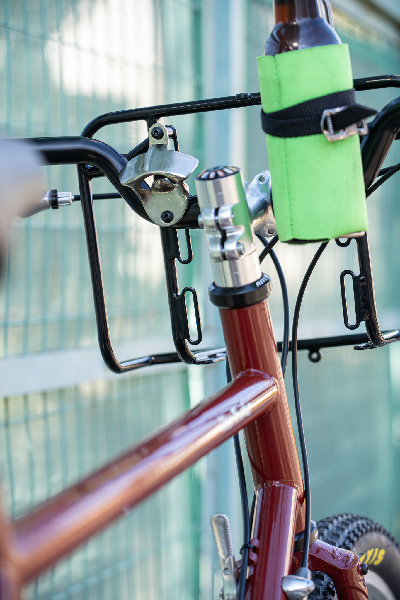 SURLY* new disc trucker 700c frame (Pea Lime Soup) - BLUE LUG