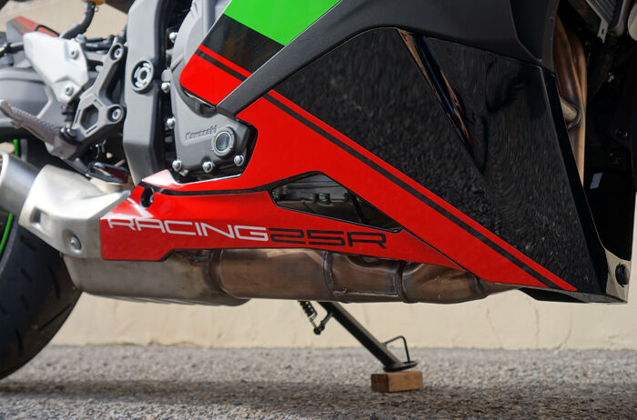 Kawasaki ZX-25R 専用 グラフィックキット 発売開始致しました