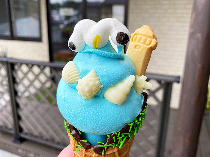 種差海岸で謎ソフトクリームに遭遇！「WHARF TANECHI（ワーフ タネチ