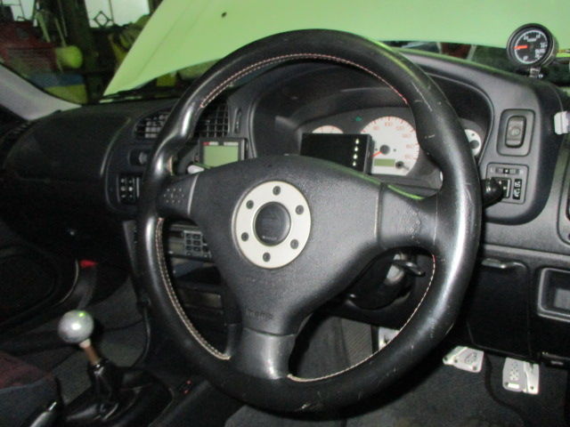 CN9A ランエボ4 ハンドル交換 MOMO : かわぐち自動車のブログ