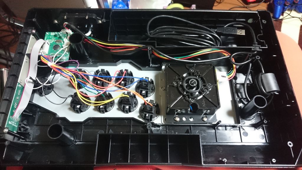 リアルアーケードPro.V HAYABUSAのボタンレバー交換方法解説 : 魔王の