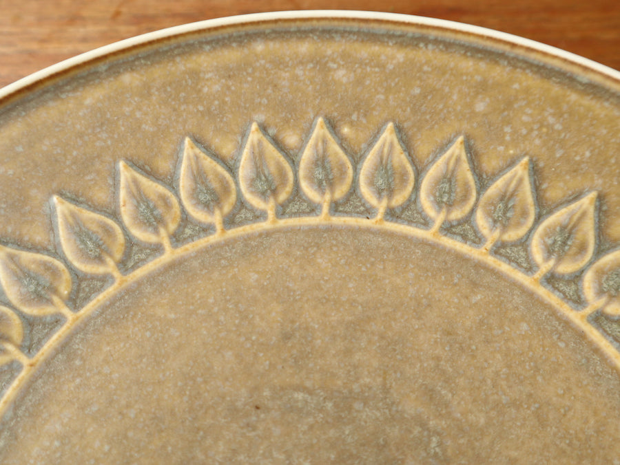 J.H.Quistgaard レリーフ ラウンドプレート – loppehopper