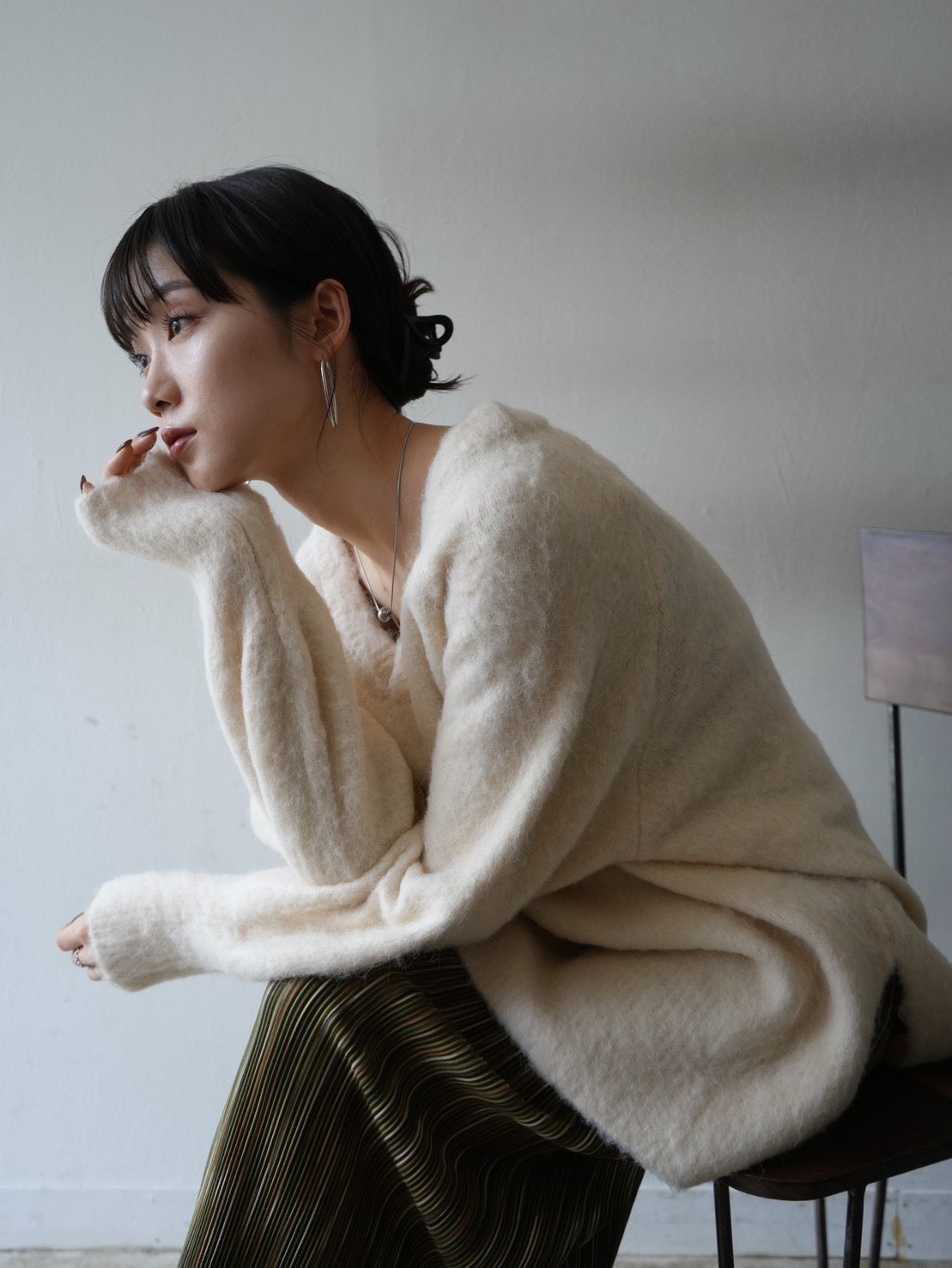 予約]オーバーモヘアニットプルオーバー/アイボリー – Lumier