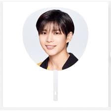 Amazon.co.jp: なにわ男子 ジャンボうちわ LIVE TOUR 2023 POPMALL