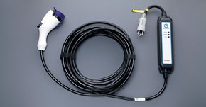 Amazon | 純正 オプション リーフ用 充電ケーブル 200V 15m AZE0 H22