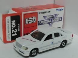 Amazon | トミカ NO.21 トヨタ クラウン ハイブリッド トミカ