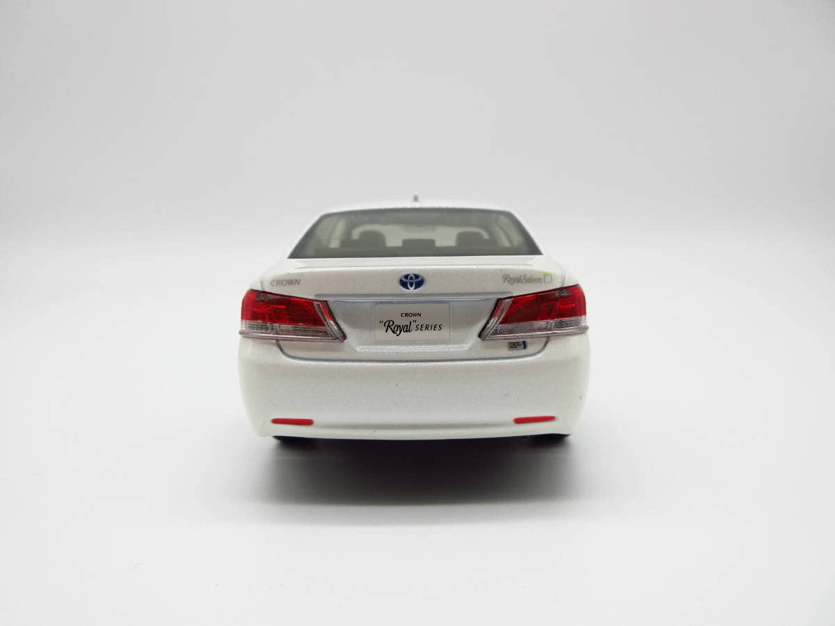 クラウンロイヤルサルーンG カラーサンプル 210 1/30 Amazon | 1/30