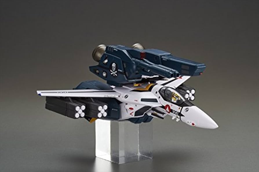 Amazon.co.jp: 超時空要塞マクロス 愛・おぼえていますか 完全変形VF