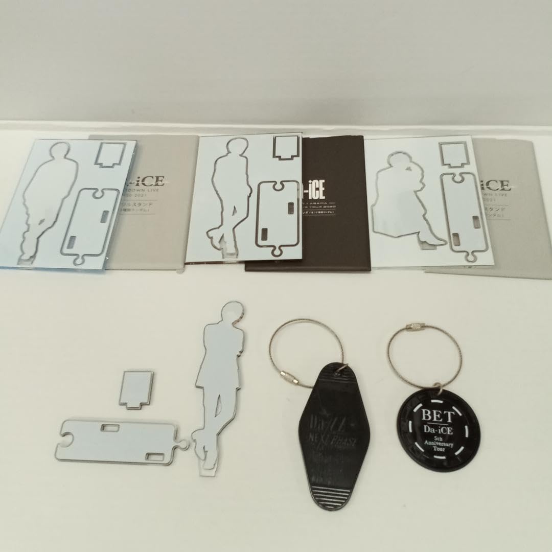 Amazon.co.jp: Da-iCE 岩岡徹 アクスタ、キーホルダー 42-MN0428-05M