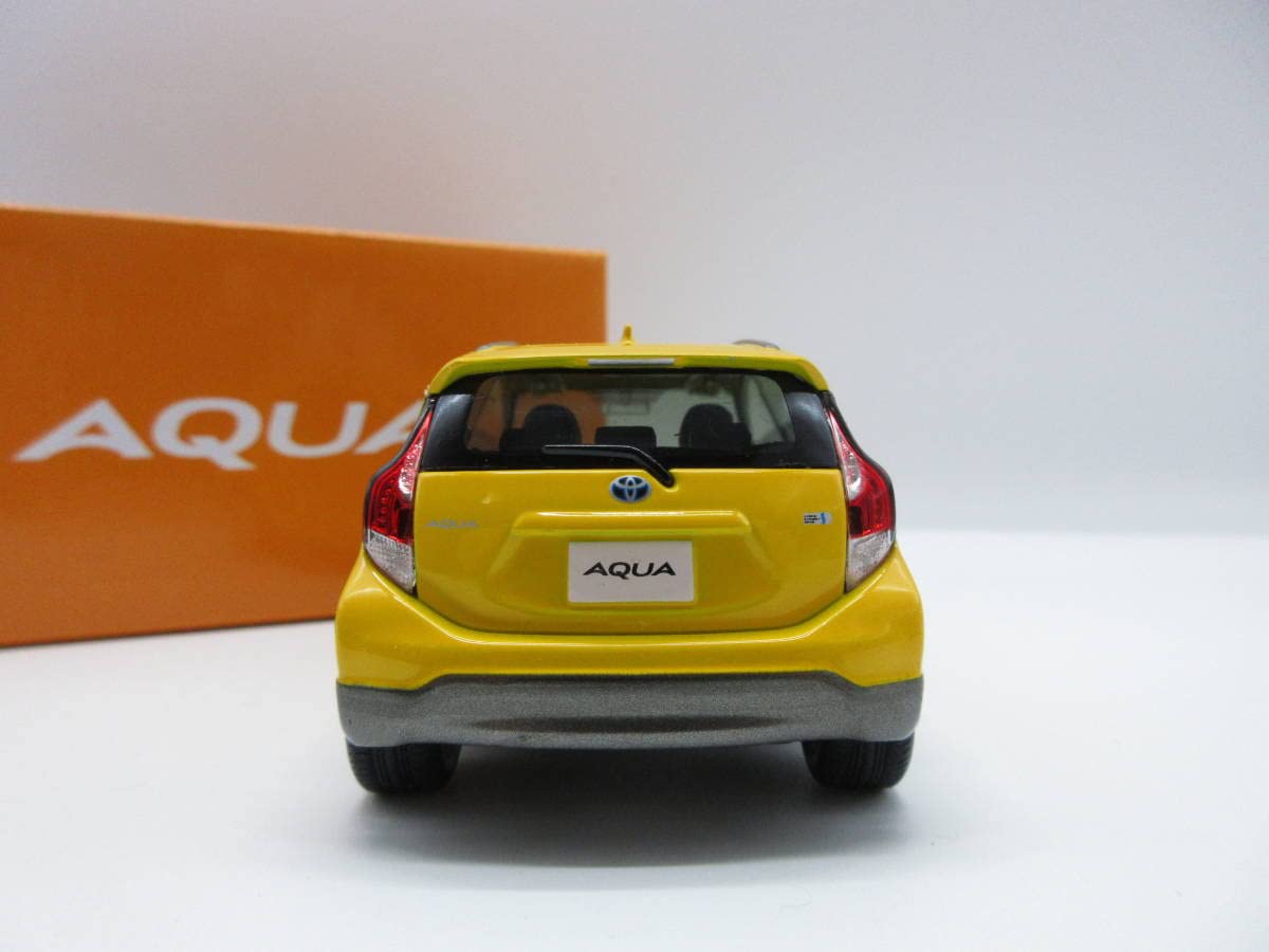 Amazon | 1/30 ミニカー アクア Xアーバン AQUA 中期 X-URBAN カラー