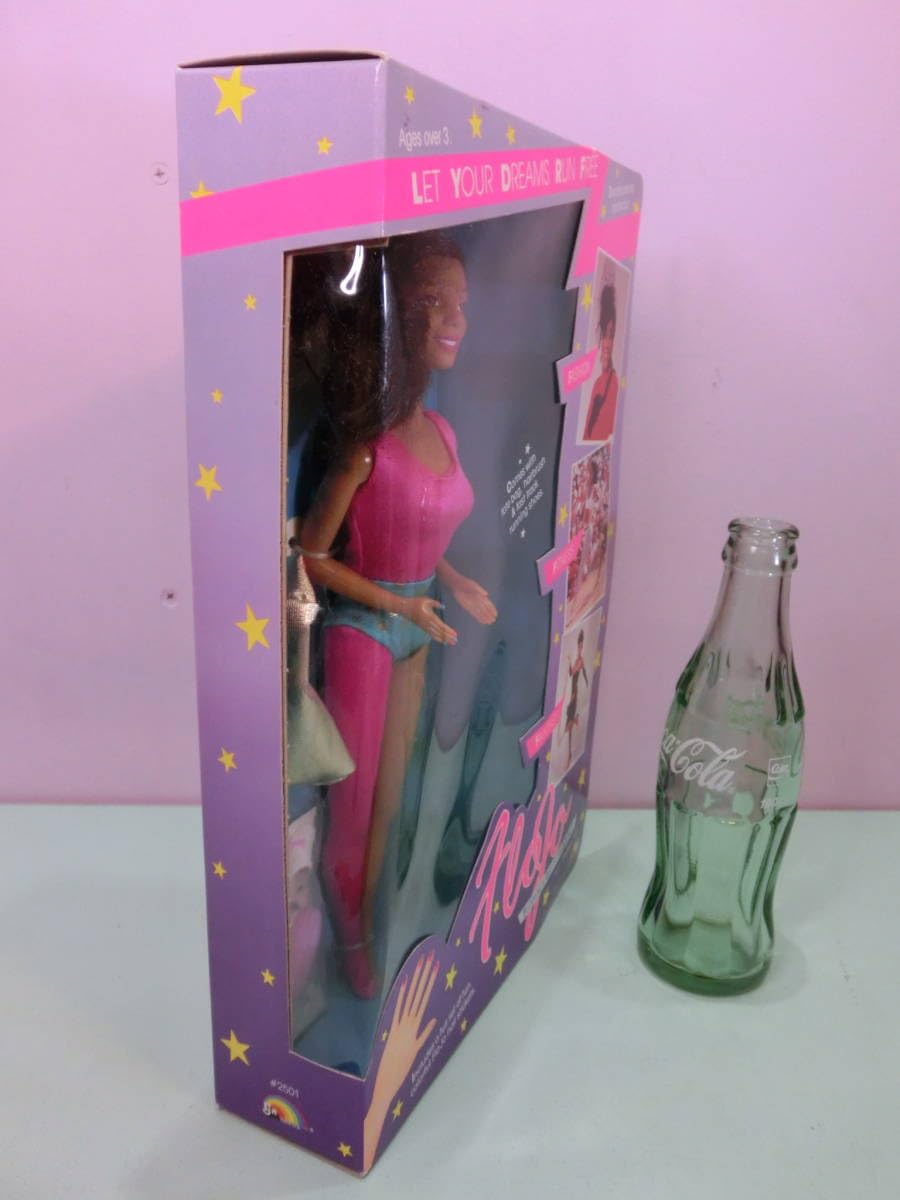 Amazon | フローレンス ジョイナー フィギュア人形 オリンピック 陸上