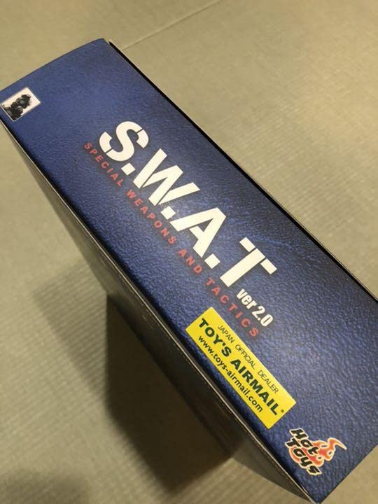 Amazon.co.jp: ホットトイズ HotToys SWAT ver2.0 スワット : おもちゃ