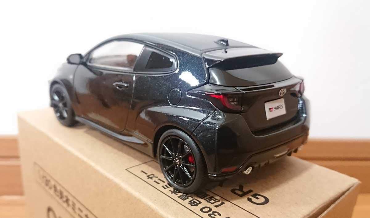 Amazon | トヨタGRヤリス 130 カラーサンプルミニカー プレシャス
