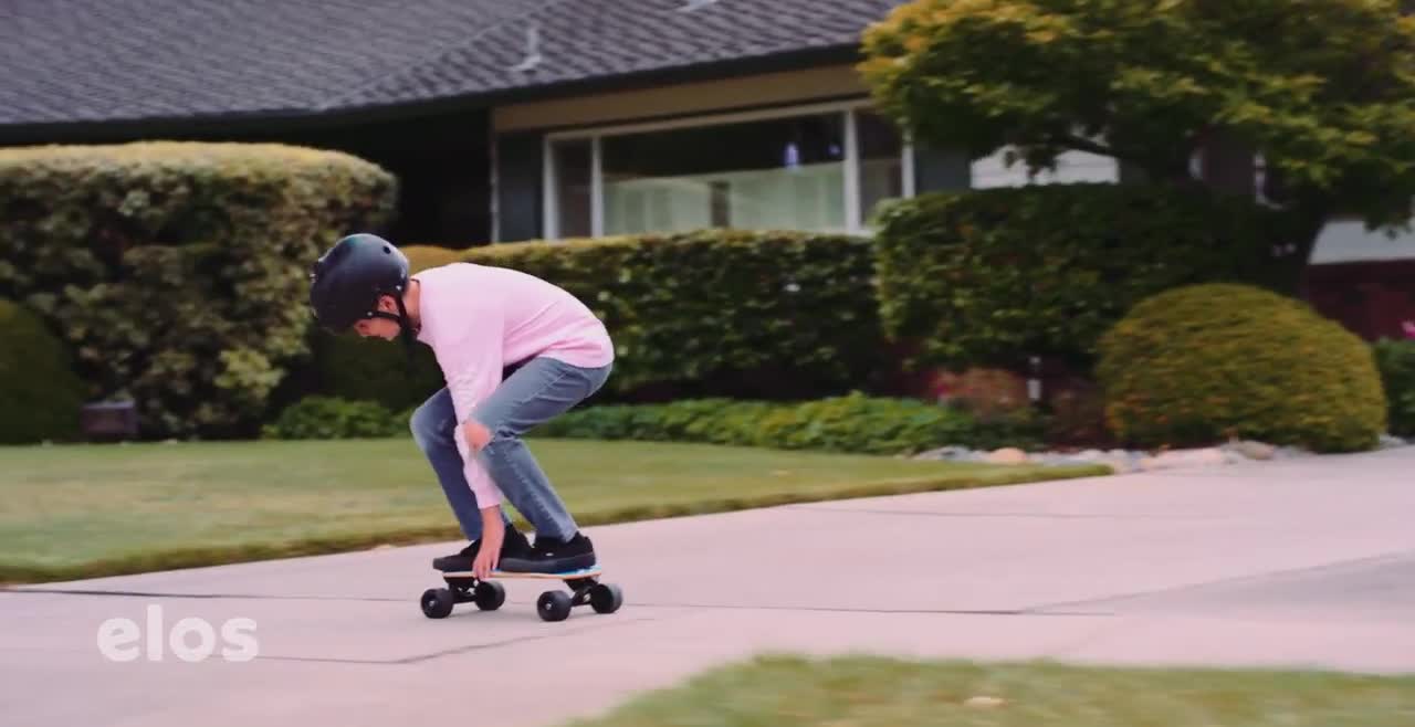 Amazon | Elos(イロス) Skateboard Complete Lightweight 18インチ