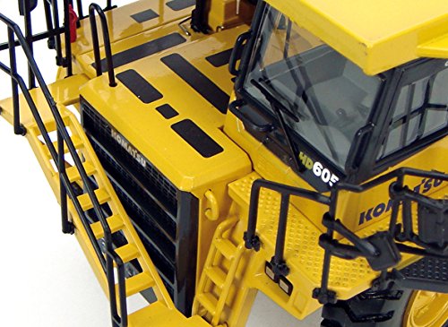 Amazon.com: Universal Hobbies Komatsu HD605 Highway Dump Truck, 1