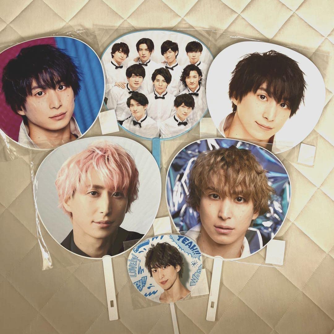 Amazon.co.jp: SnowMan 佐久間大介 さっくん うちわ 団扇 : ホーム