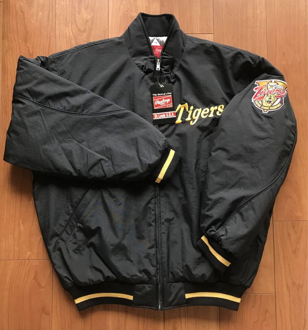 Amazon.co.jp: 限定岡田監督阪神タイガースグランドコートレプリカ O