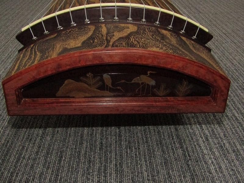 お琴 13弦 綾杉彫り くり甲 ケース付き お琴 13弦 綾杉彫り くり甲