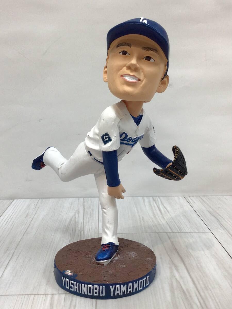 Amazon.co.jp: 5793山本由伸 6月13日球場配布 ボブルヘッド人形 2024年