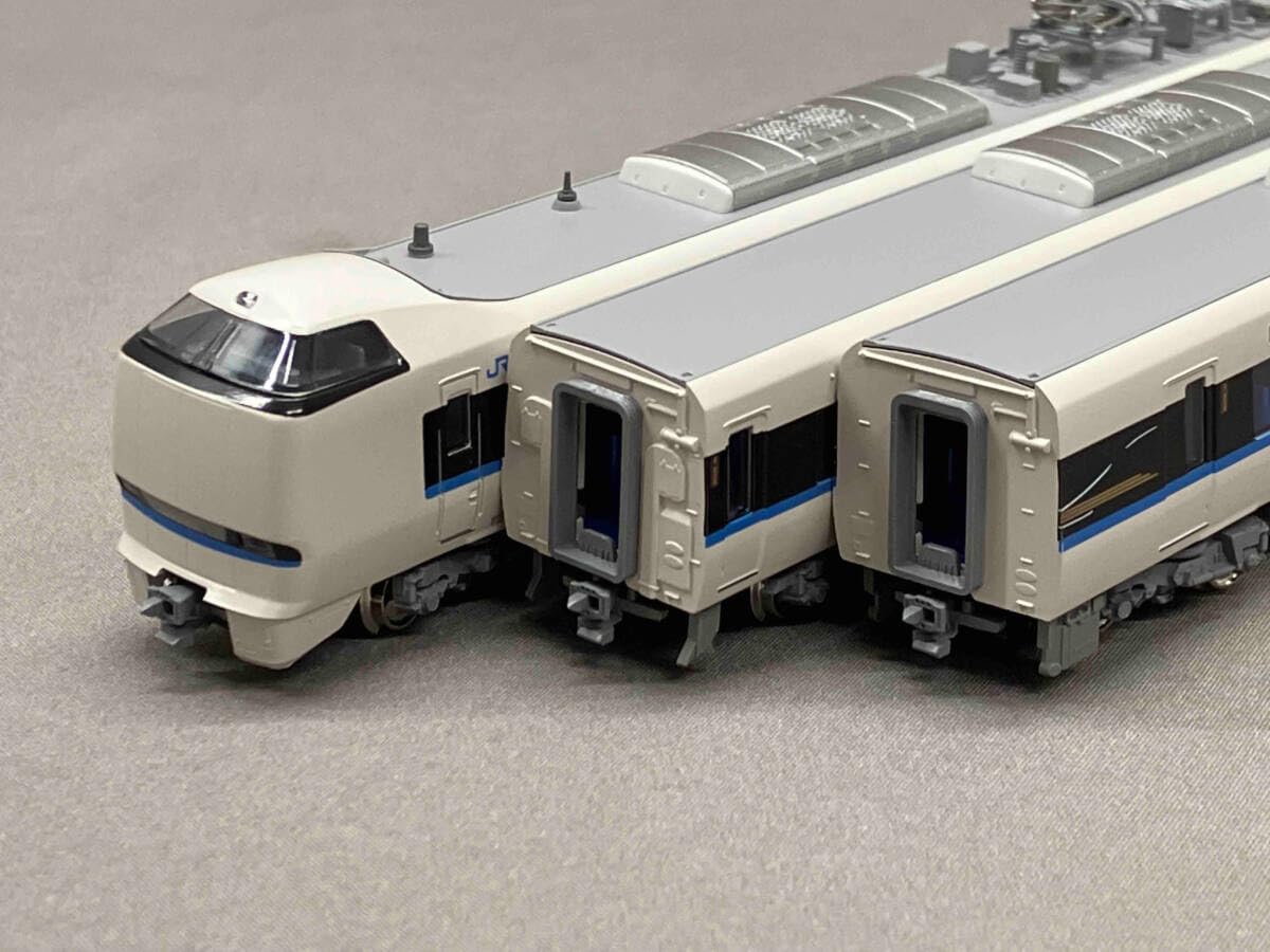 Amazon | Nゲージ KATO 10-1392 683系サンダーバード リニューアル車