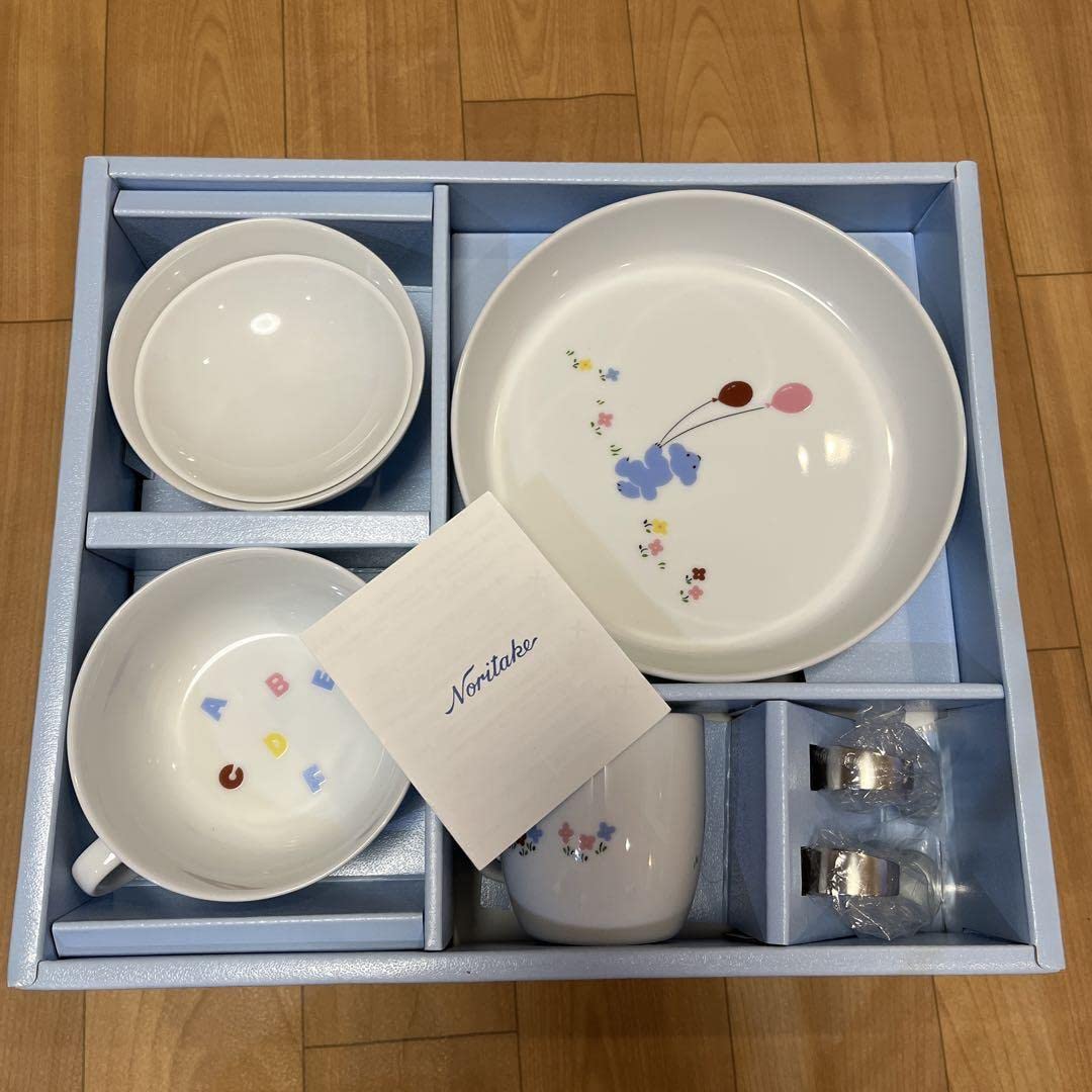 Amazon.co.jp: ファミリア ノリタケ 食器セット : ホーム＆キッチン