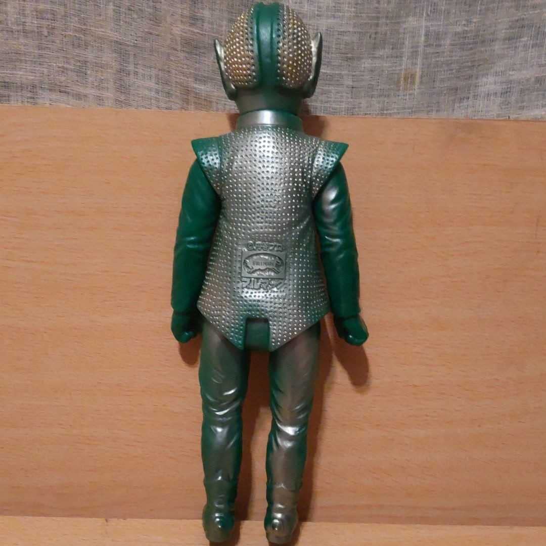 Amazon.co.jp: シャプレー星人 ソフビ ブルマァク スタンダード