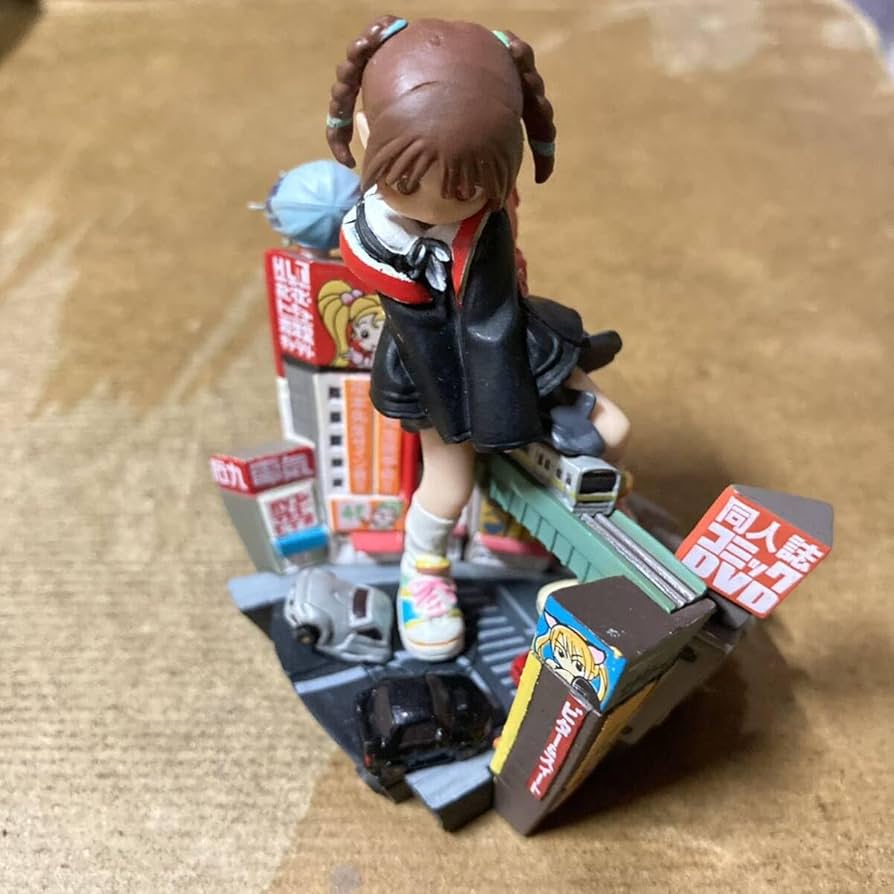 Amazon.co.jp: フィギュアのみ OTAKU おたく:人格=空間=都市
