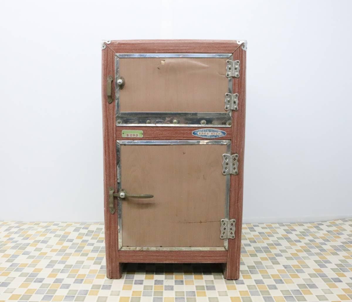 Amazon.co.jp: ∫アンティーク 当時物 昭和レトロ ｜レトロ 冷蔵庫