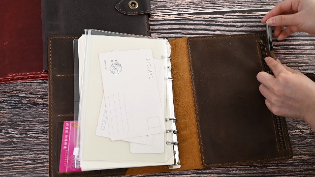 Amazon | システム手帳 A5 革 2025年 ミニ6穴 リングバインダーノート