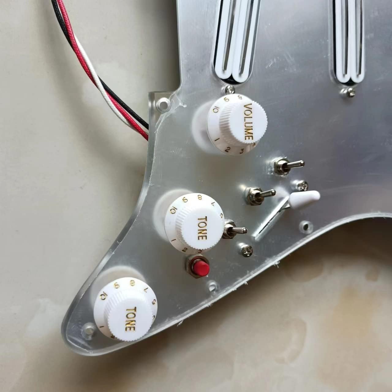 Amazon | SSS 配線済みピックアップエレキギターピックガード、ミニ