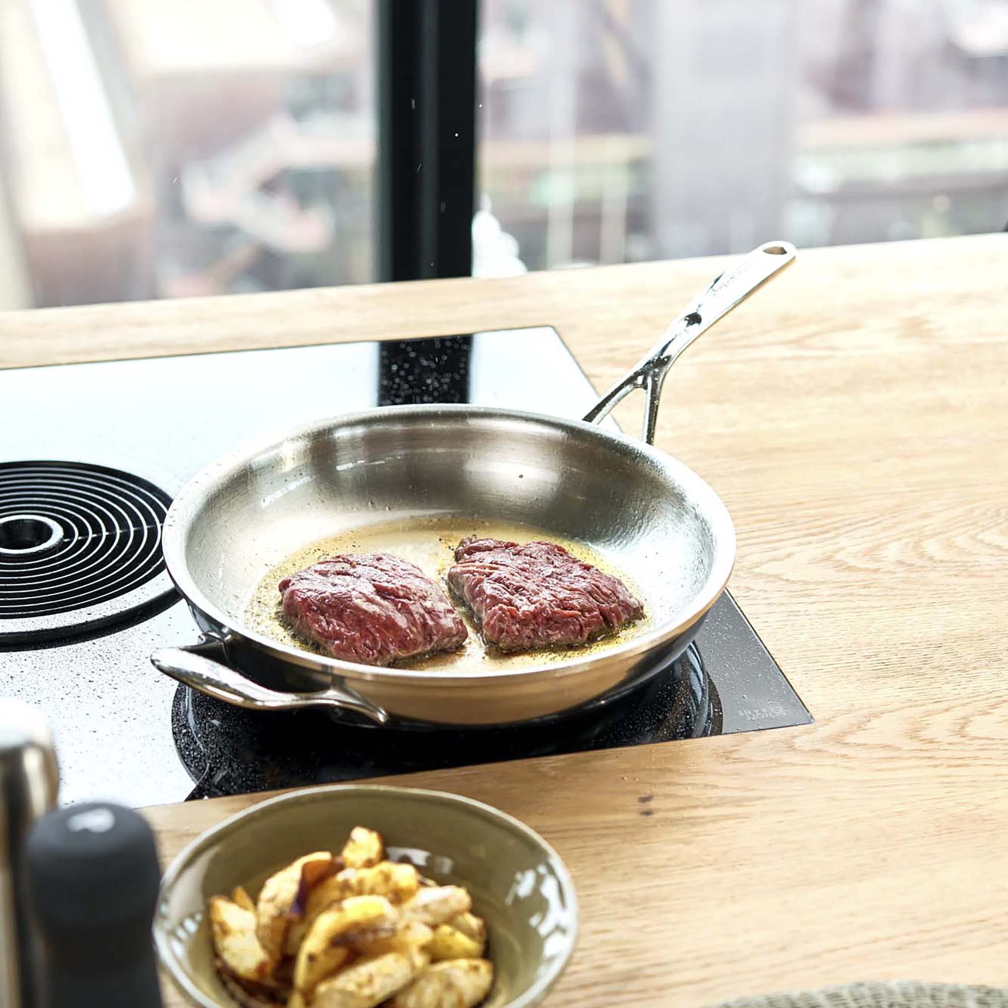 Amazon | Demeyere Atlantis Proline 7 11インチ ステンレススチール