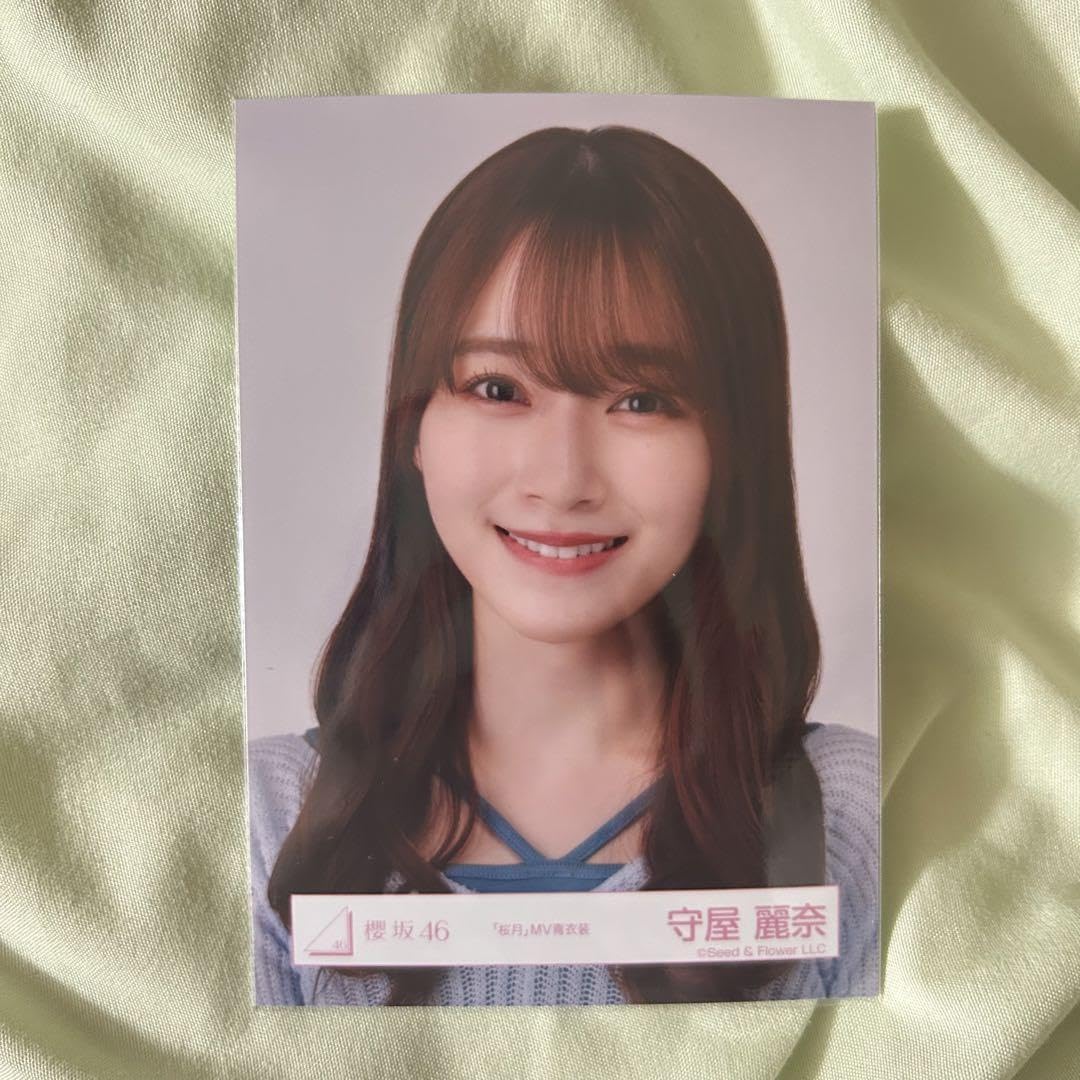 Amazon.co.jp: 櫻坂46 守屋麗奈 桜月 MV青衣装 ヨリ 生写真 : おもちゃ