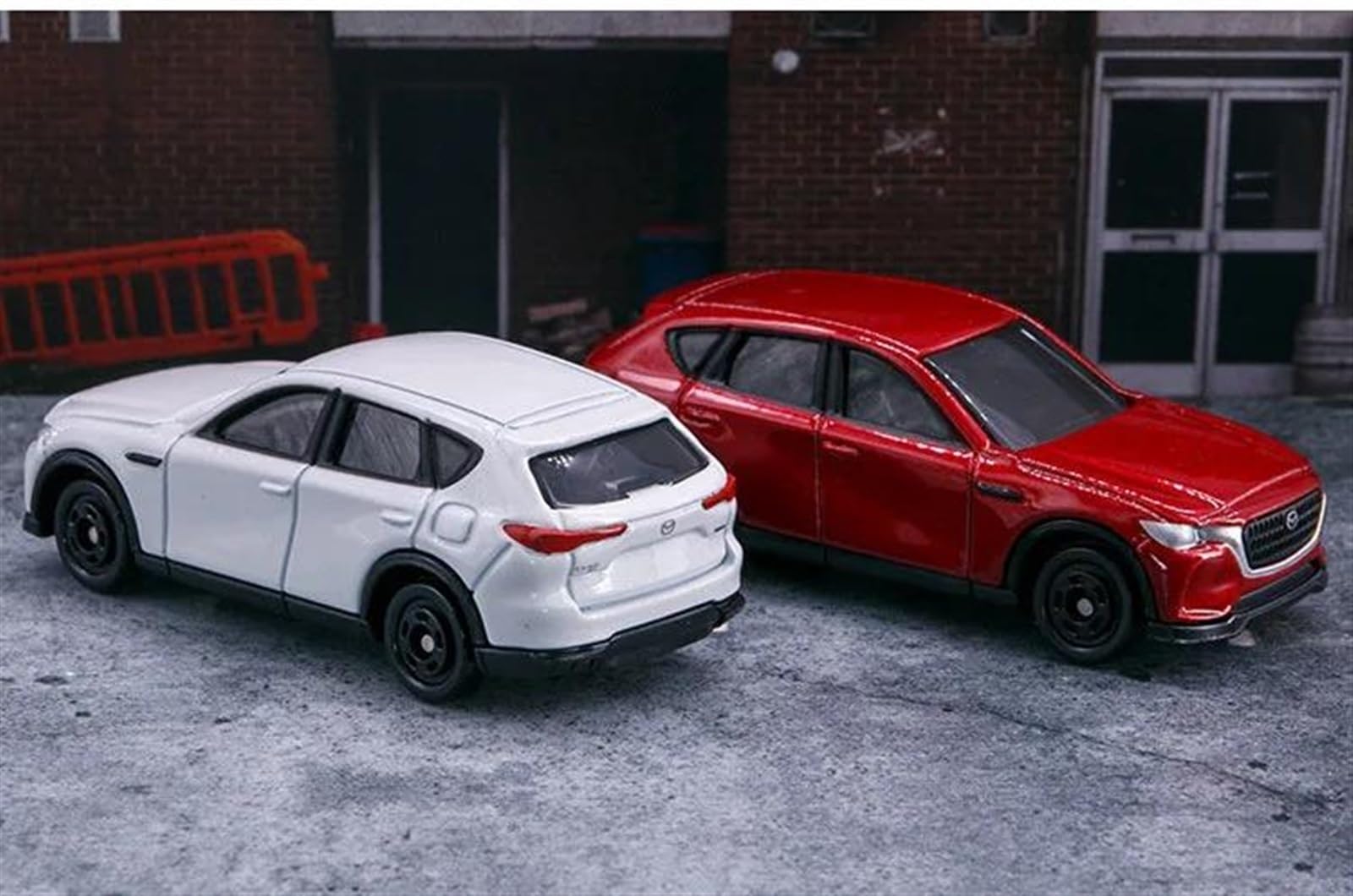 Amazon | ミニカー スケールモデルカー 1:64 マツダ CX-60 SUV 合金車