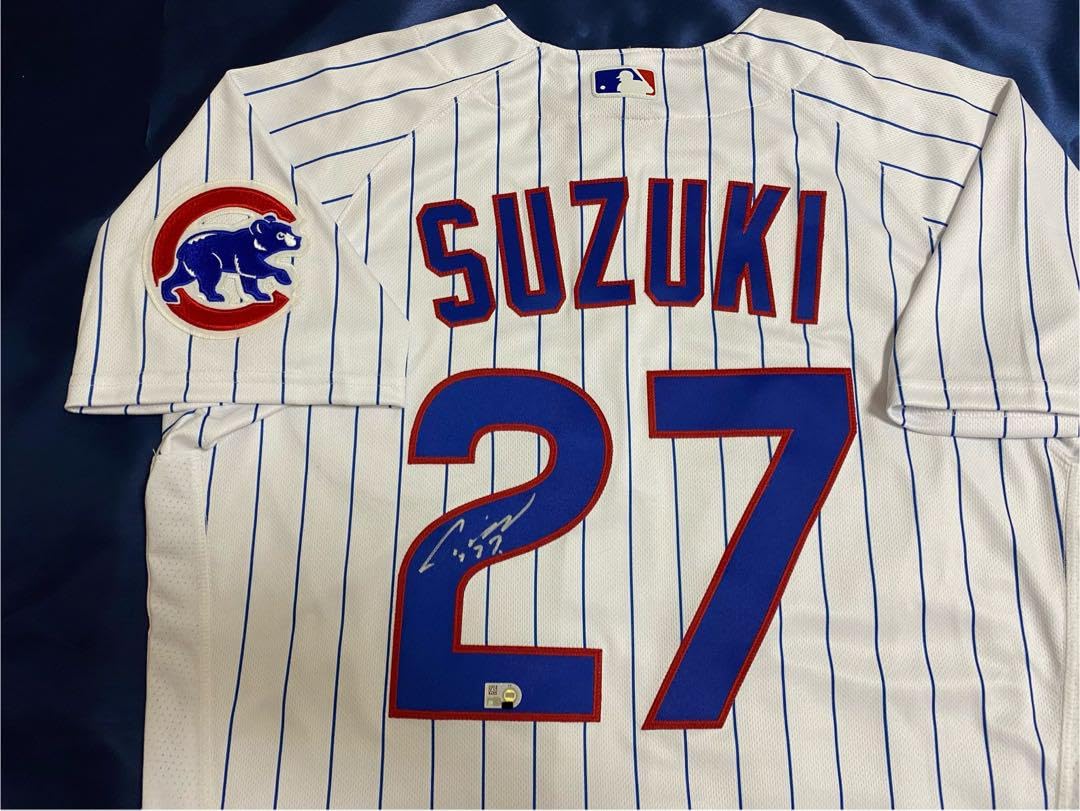 鈴木誠也サイン入りユニフォーム