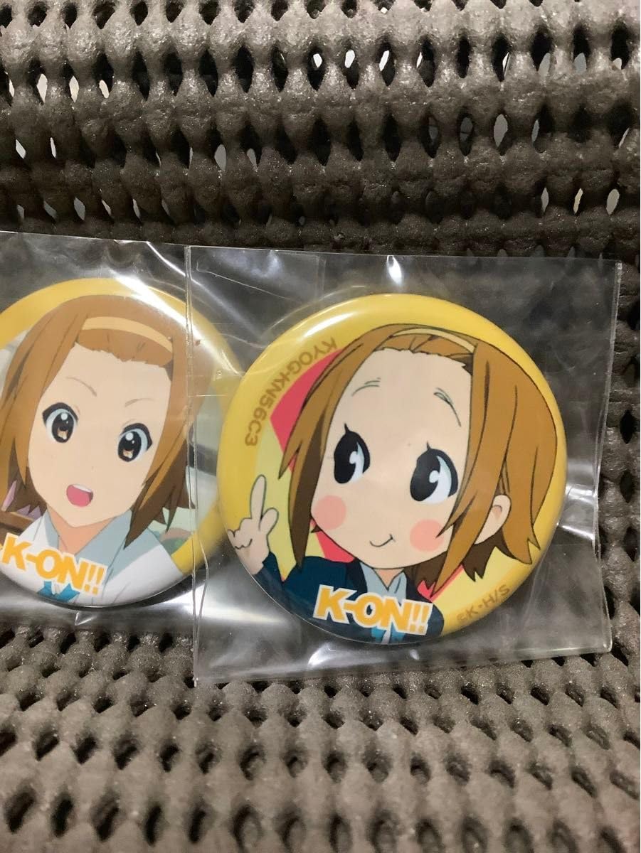 けいおん! earth music＆ecologyコラボ 缶バッジ 田井中律 【公式通販】