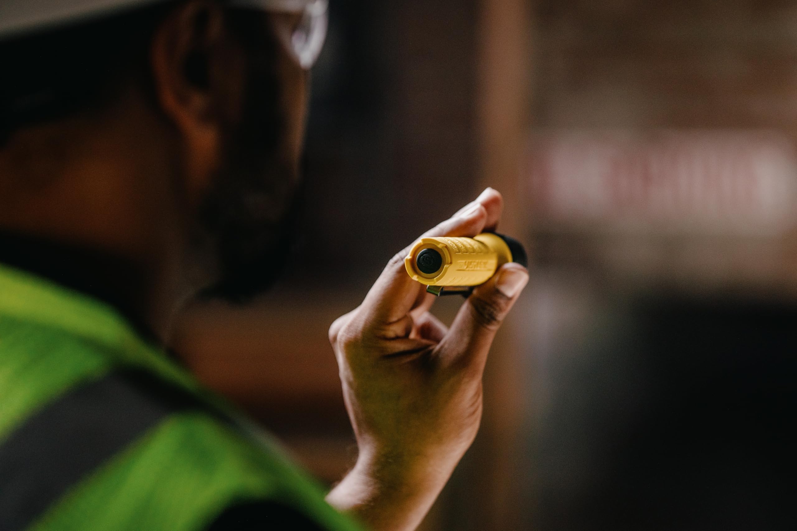 Amazon.co.jp: Streamlight PolyTac X Tactical Flashlight : スポーツ