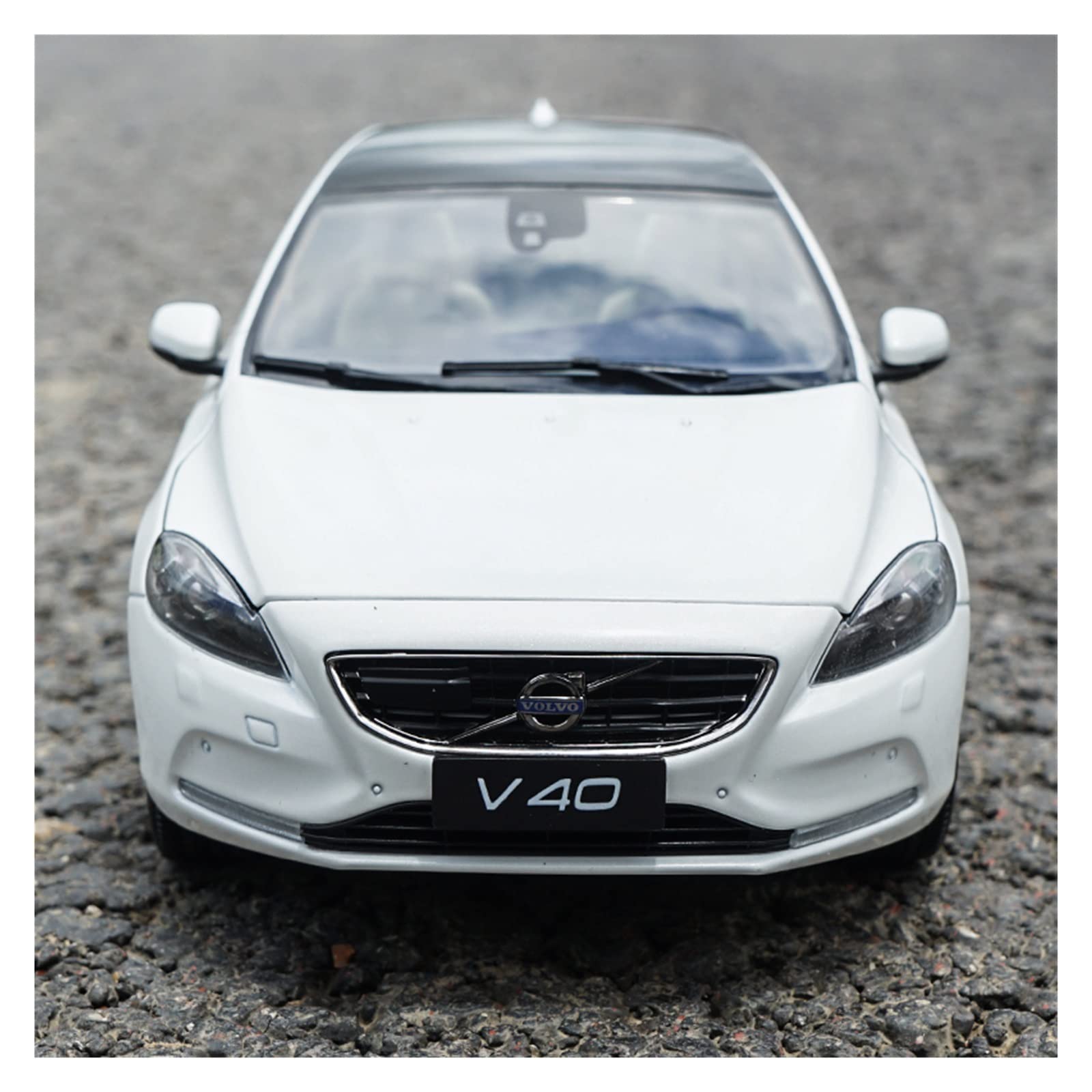 Amazon.co.jp: ミニカー スケールモデルカー 1:18 スケールボルボ V40