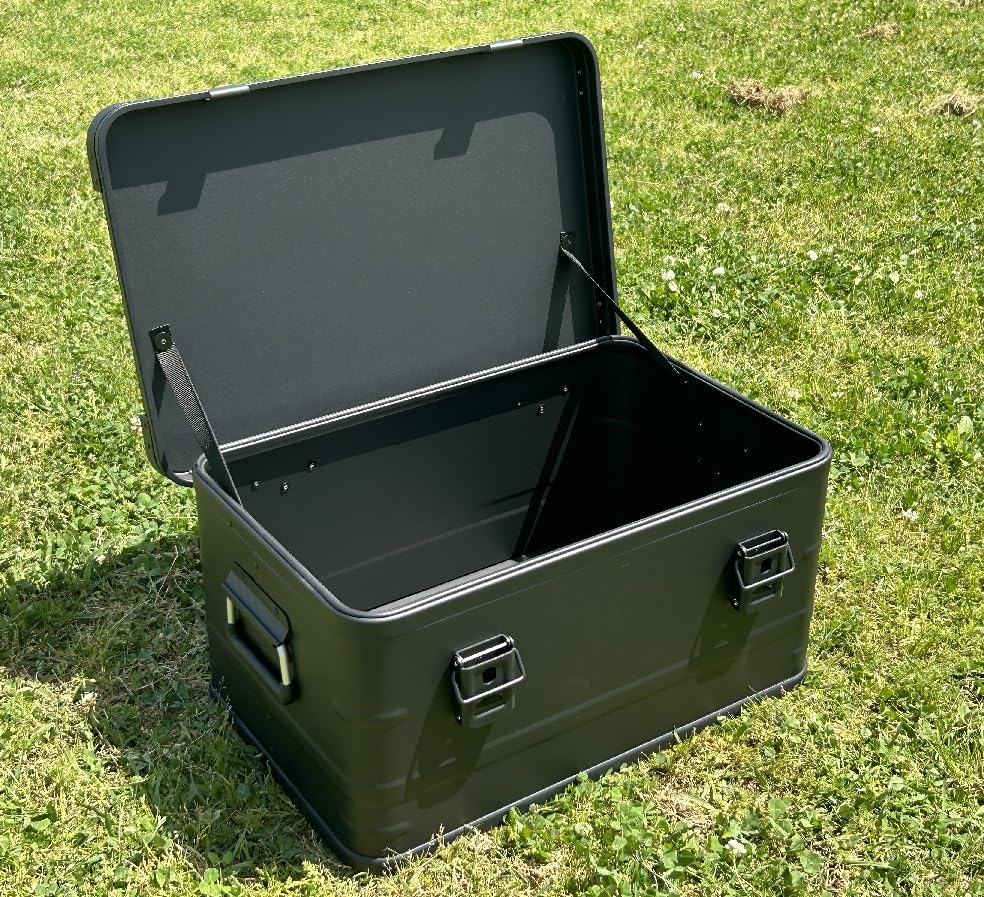 Amazon｜マットブラック スタッキング アルミコンテナボックス 69L