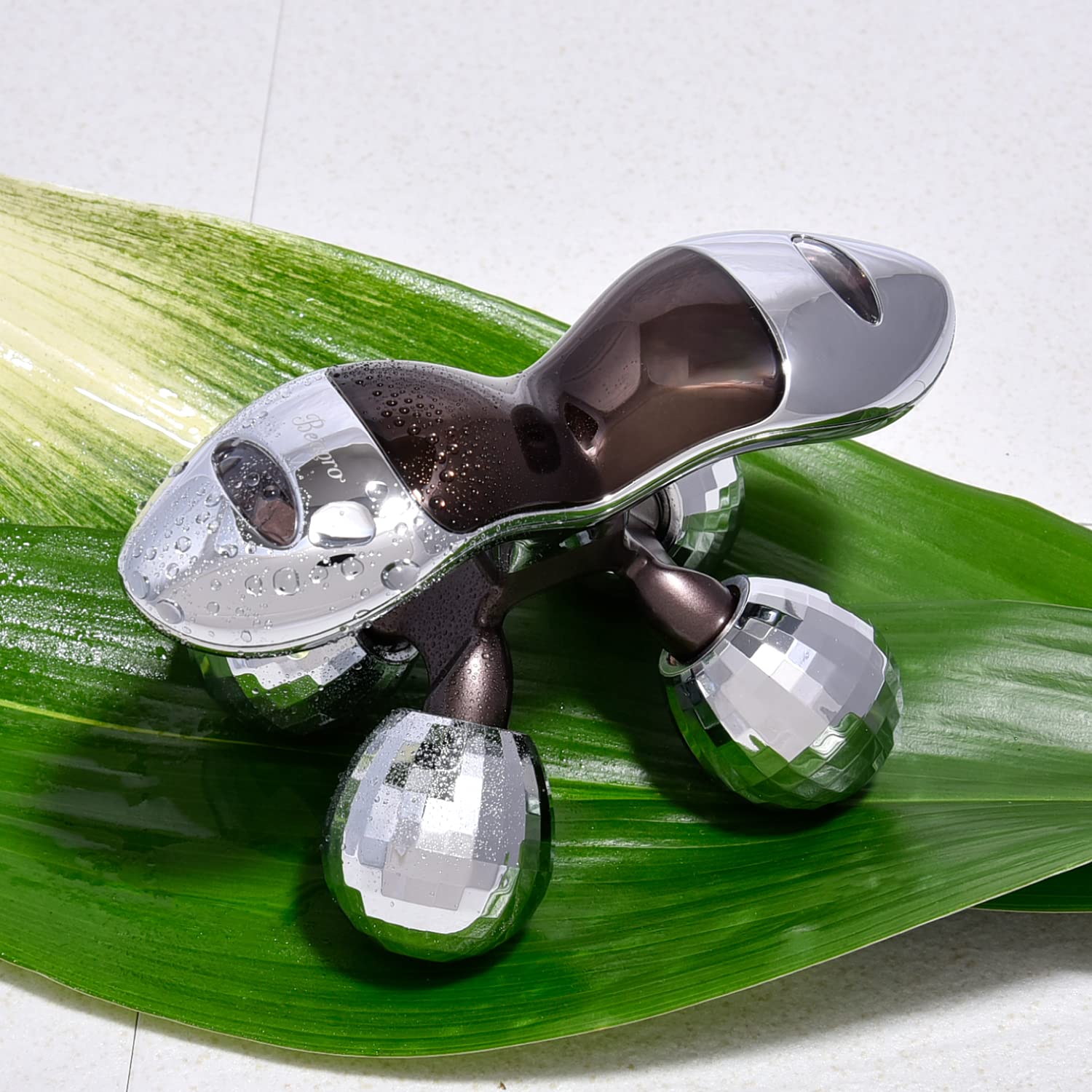 Amazon | 美顔ローラー ボディローラー 全身ローラー 防水 4玉 4D 360