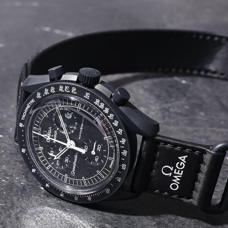 Amazon.co.jp: OMEGA × SWATCH Snoopy MOONSWATCH クリスマス ギフト