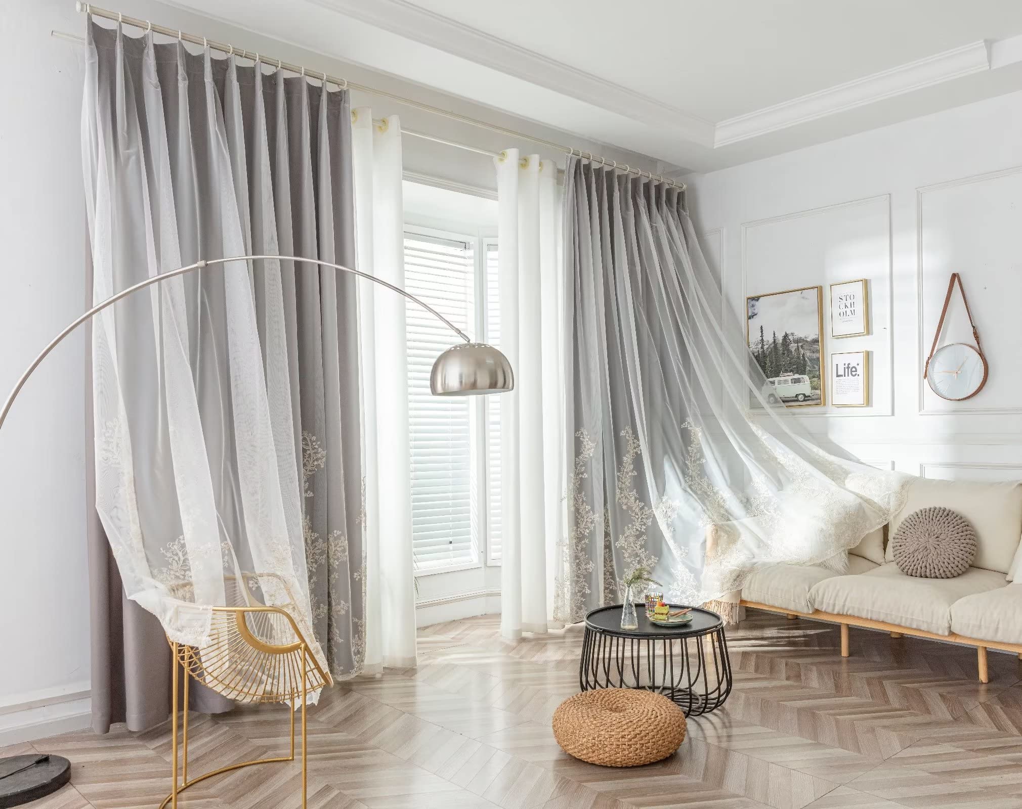 リゾートフラワー柄 カーテン 135 ホワイト リゾートフラワー柄