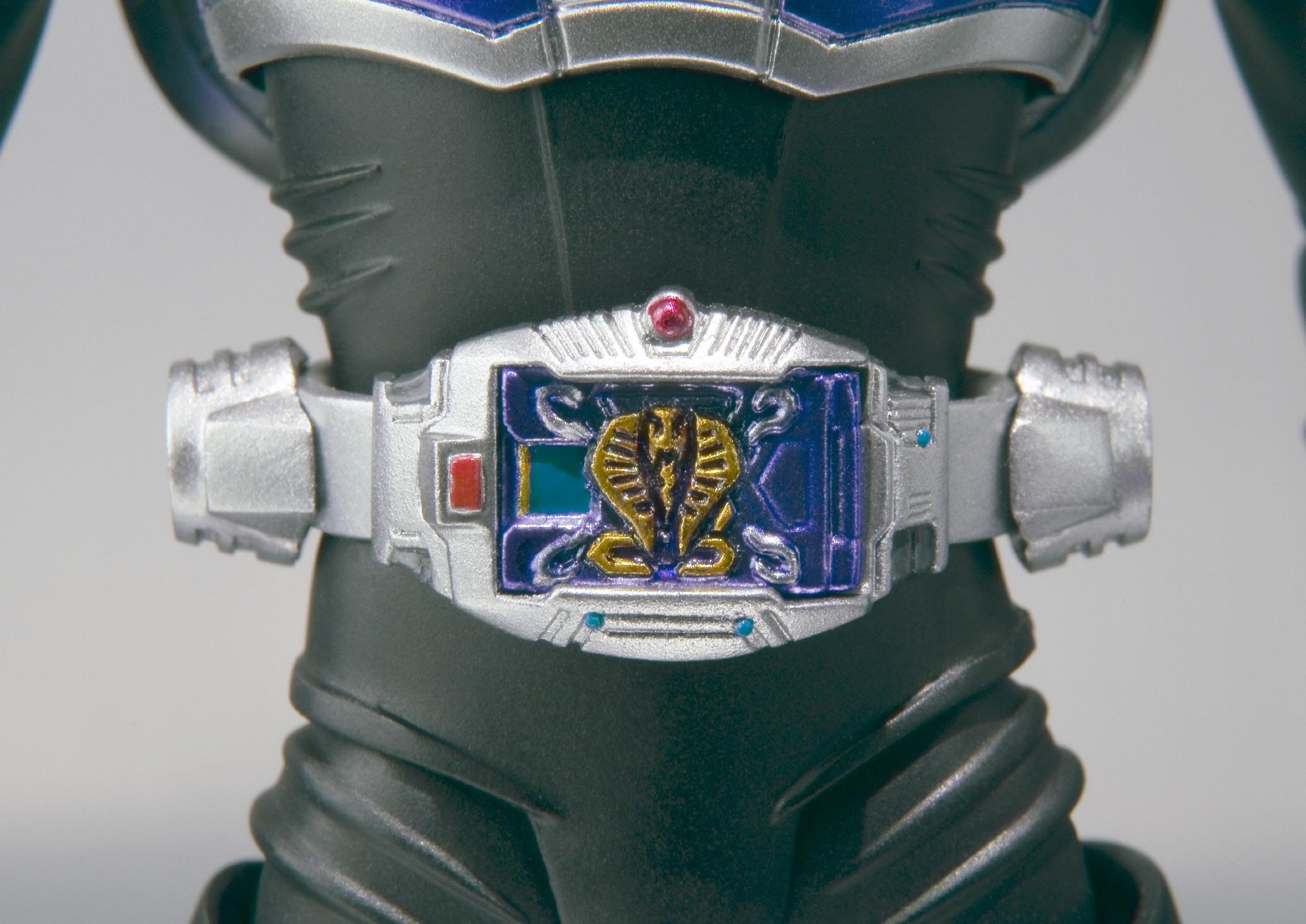 Amazon.co.jp: TAMASHII NATIONS S.H.フィギュアーツ 仮面ライダー王蛇