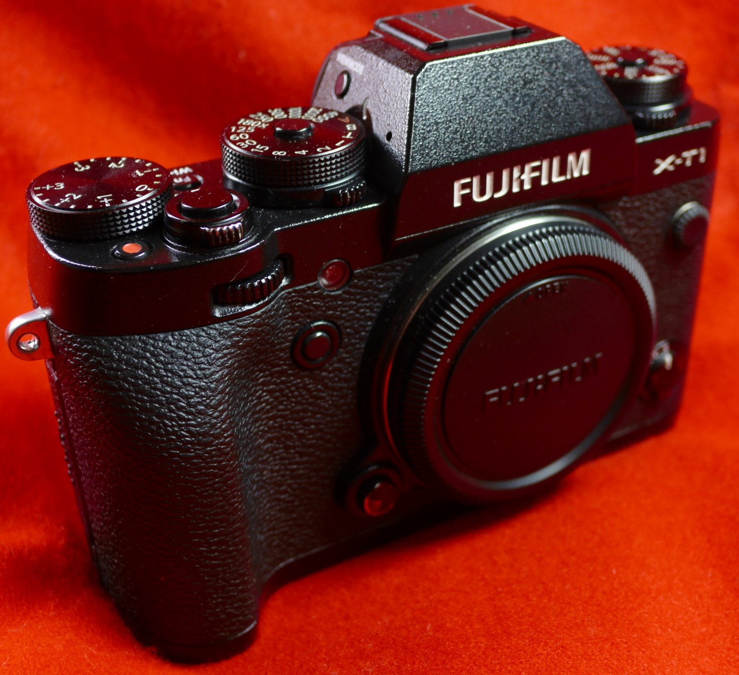 Amazon | FUJIFILM レンズ交換式プレミアムカメラ X-T1 ブラック F FX