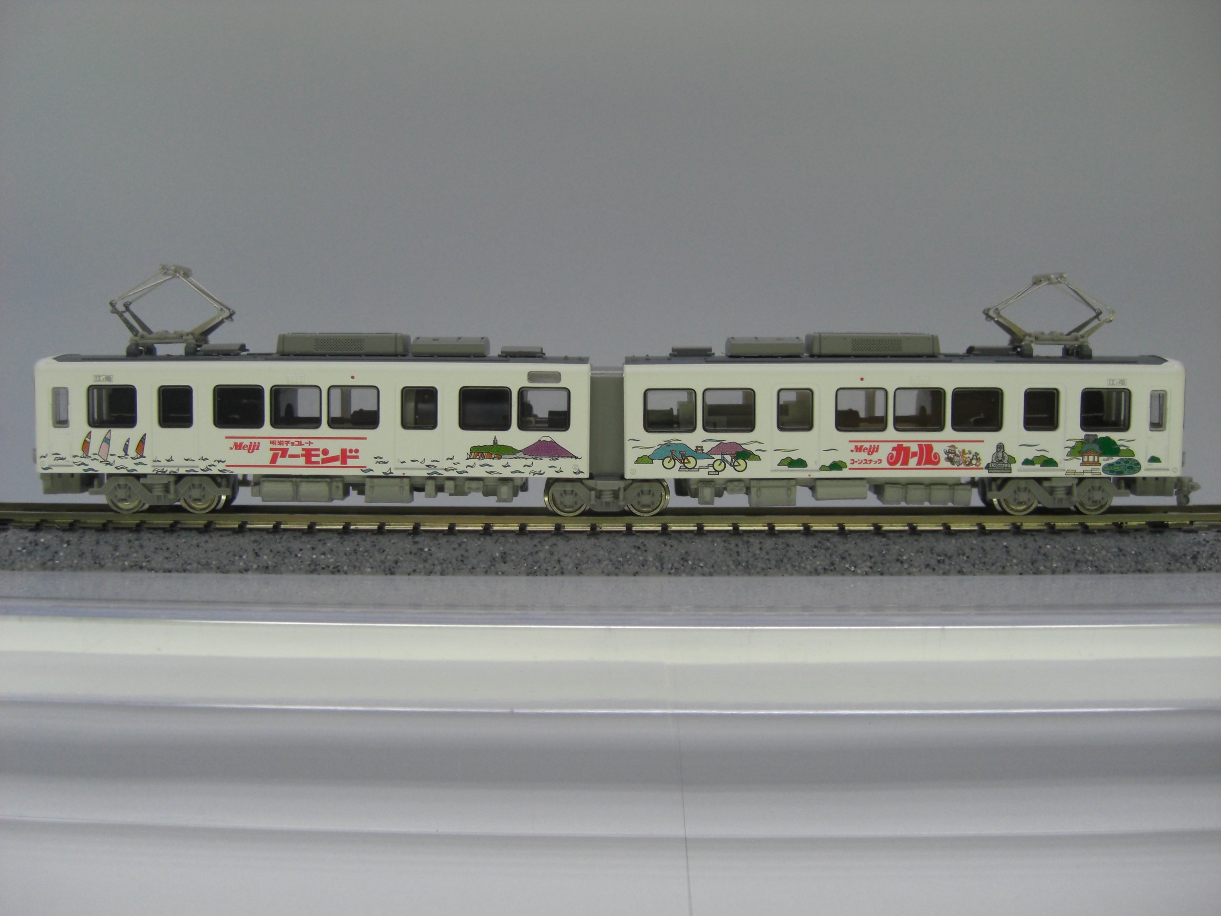 Amazon | Nゲージ NT26 江ノ島電鉄 1200形 明治製菓号 (M車) | 鉄道