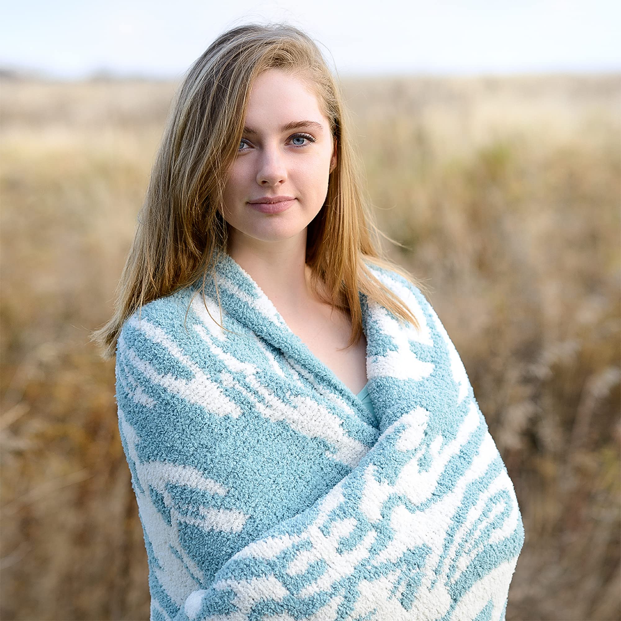 Amazon｜[カシウェア]Kashwere Damask Patterned Throw ダマスク 織柄