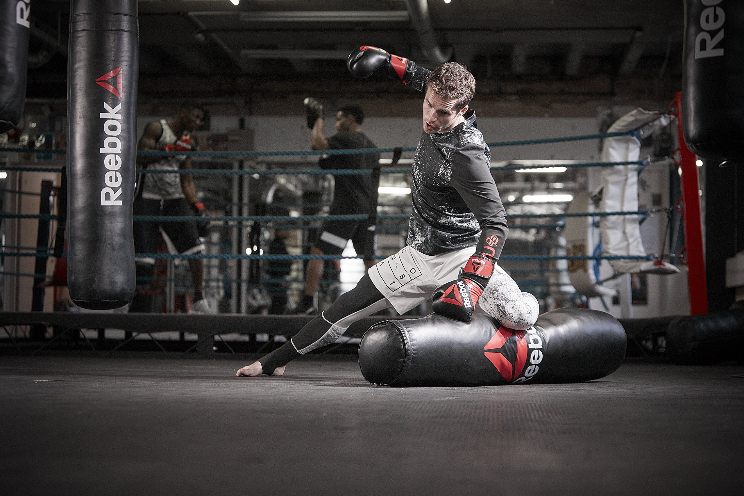 Amazon | Reebok(リーボック) グラッピングバッグ 総合格闘用サンド